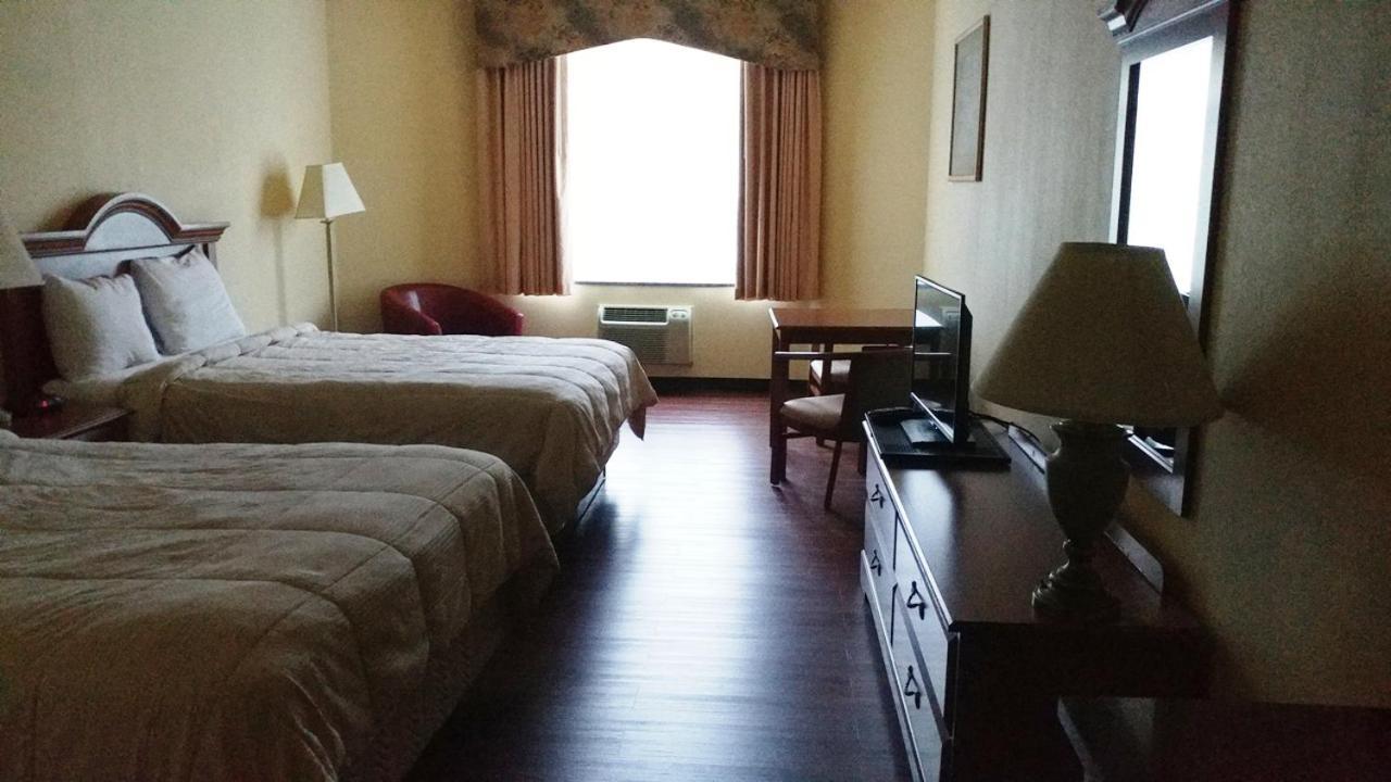 Palace Inn & Suites Линкън Сити Екстериор снимка